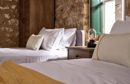 Dounias Village Home - Traditional Architecture & Modern Luxury, by ZanteWize - Photo 10