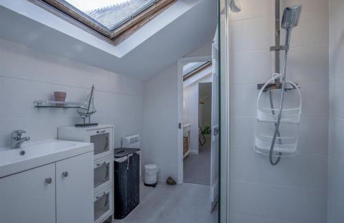 Caleb's Cottage - 4 Bedroom Cottage - Solva - Photo 33