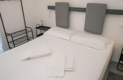 Borghetto Suite con parcheggio privato e piscina - Foto 15