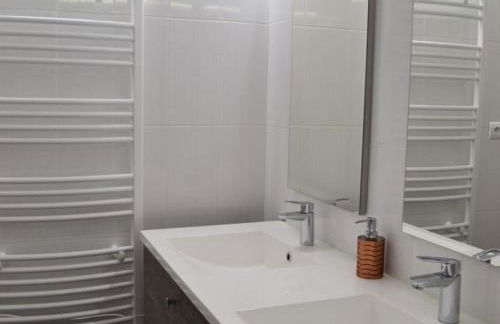 Maison de vacances spacieuse à la campagne avec jardin clos, WIFI, vélos gratuits et équipements bébé. - FR-1-653-139 - Foto 15