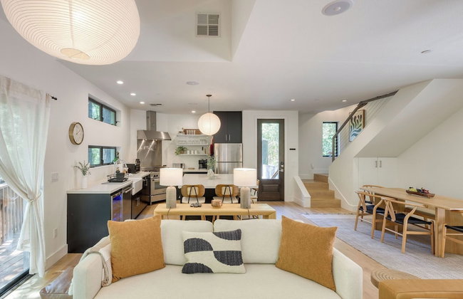 Mill Creek by Avantstay Modern Design, Patio, Hot Tub - Foto 126