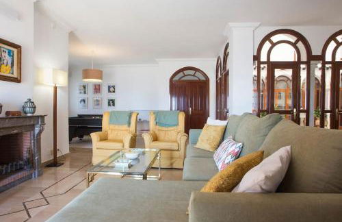 Andalusian villa on the sea and the bay of Malaga - Photo 79