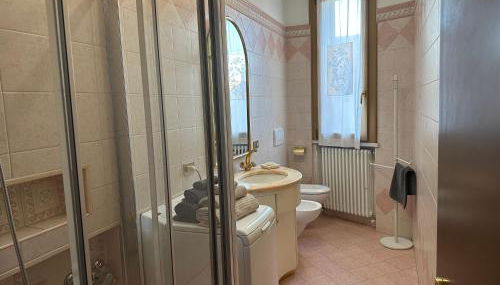 Residenza d'autore a Reggio Emilia - Photo 3, Shower