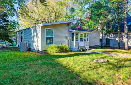 Lakefront Nekoosa Home Private Beach and Boat Dock! - Foto 28