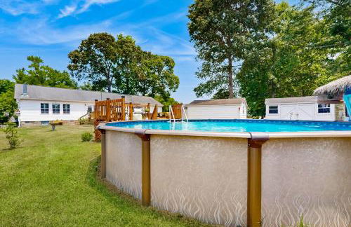 Renovated Retreat with Private Pool and Hot Tub - Photo 29