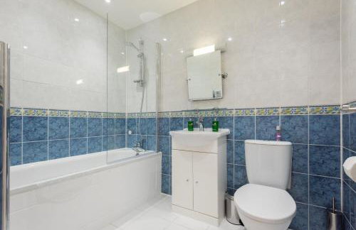 Central Home with Parking near Waterloo & St Thomas & Big Ben & Parliament - Foto 18