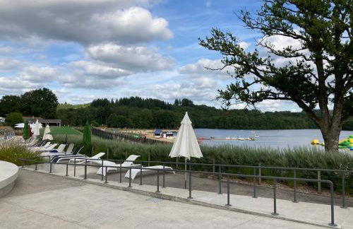 F1 noir/anis, avec terrasse couverte et jardin (E) - Foto 21