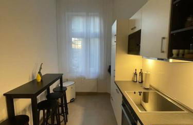 LUCKY STAYS LS04 - Vollausstattung - Zentrum - Aufzug - große Küche - 2 Zimmer - Smart-TV - Foto 10