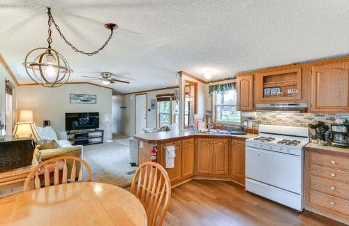 Waterfront Home with Boat Slips in Northern Michigan - Foto 7