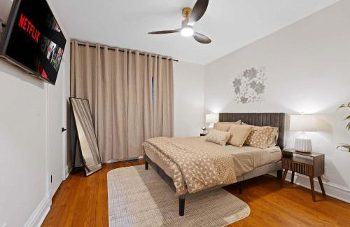 New Elmhurst Gem - Game Room & Amazing Yard - Foto 25