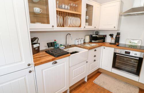 Martingale - Photo 8