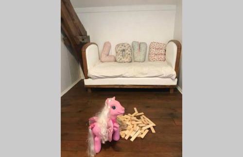 LES HORTENSIAS Spacieuse Maison en ardoise du pays FIBRE - Foto 73