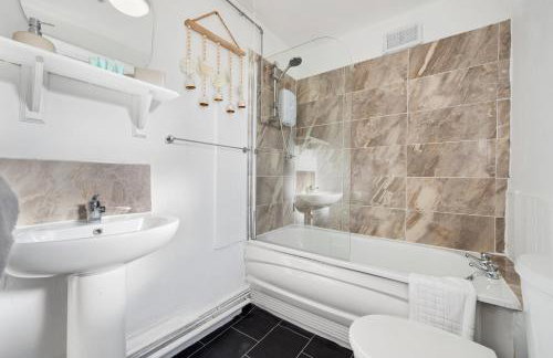 Miranda House - Air Host & Stay - Sleeps 7 - Foto 13