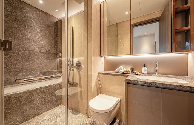 Emily Lim Tower Luxury Saigon Center - Photo 38