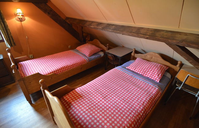 House Situated Peacefully on a Vast Green - Foto 5