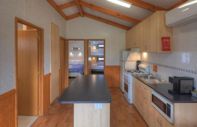 Yea Riverside Caravan Park - Foto 13