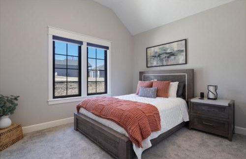 Accessible Lakeside Luxury at the 45mm w/ Private Dock, Sunset Views & More - Foto 26