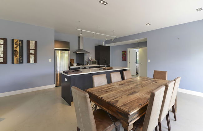 Lakefront Holiday Home - Foto 6