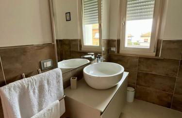 Appartamentino sul mare con due balconi, aria condizionata, Wi-Fi - Foto 2