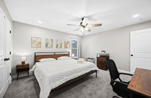 Charming 4-BR Retreat in the Heart of Clarksville - Foto 58