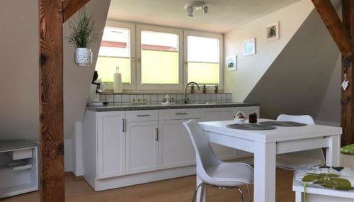 Liebevoll eingerichtete Ferienwohnung im DG - Foto 2