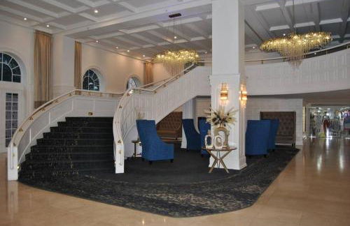 Ocean front 2 Bedroom and 2 Bathroom apartment at The Alexander Resort - Foto 3