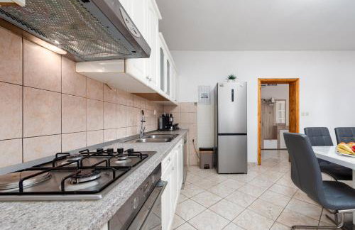 Holiday House Laetitia with pool - Foto 37