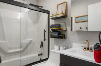 Hidden Gem- Stylish Comfort Prime Location Family Friendly - Foto 21