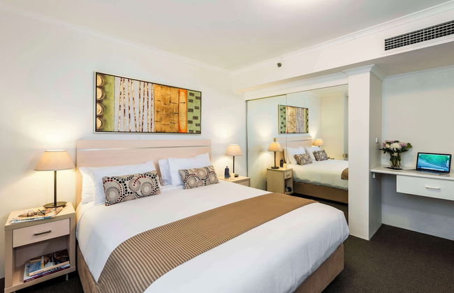 Oaks Sydney Castlereagh Suites - Photo 9