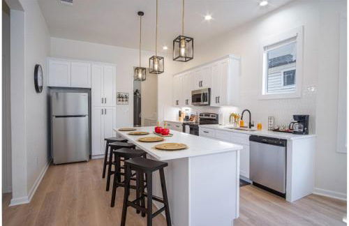 3BR3BA Urban Escape Just Minutes From Downtown - Foto 21