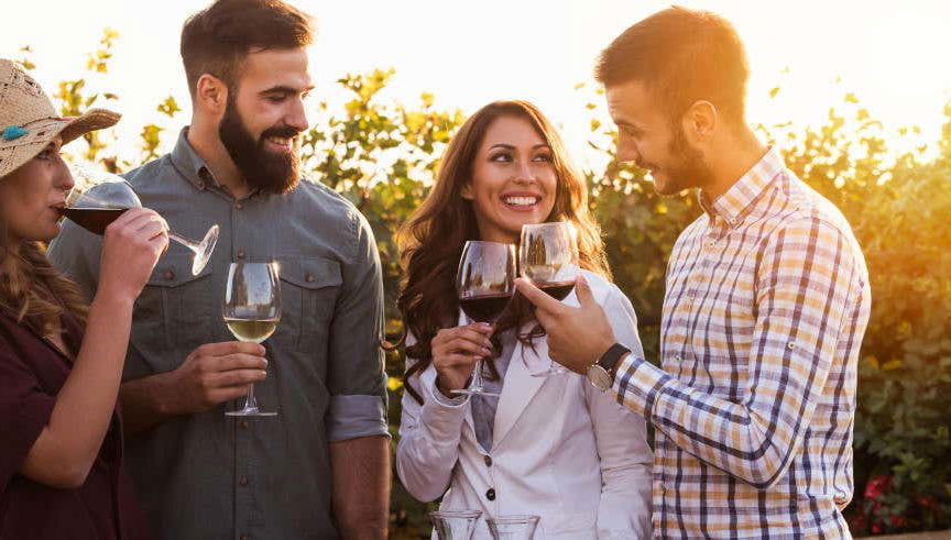 Degustazione di vino all'aria aperta - Foto 1