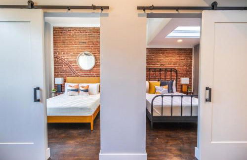 Gaslamp 2BR Upscale Queen Beds with Smart TV - Foto 22