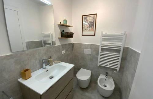 Elegante Bilocale tra Stazione e Centro Storico - Photo 10