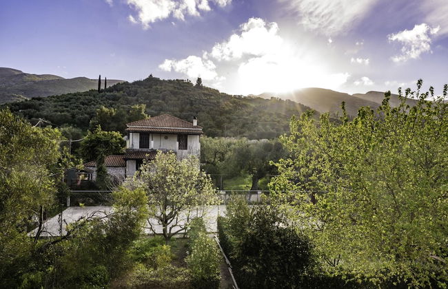 Zante 5 bedroom Villa with private pool and basketball court - Foto 32