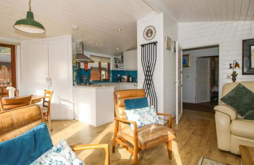 Astbury Falls Luxury Retreats - Photo 32