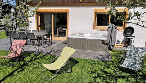 Chalet Josaly Jacuzzi et Sauna - Foto 5, Garden, sunbed