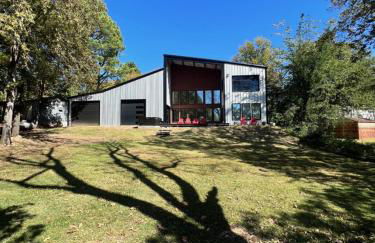 Lakefront-Private Dock-Lakeview-Sleeps 22 plus - Foto 6