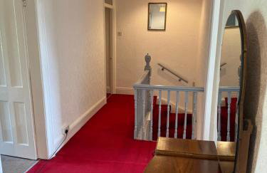 Large Traditional, Sleeps 8, 2 baths, Train, Tram, Pubs, Hucknall - Foto 36
