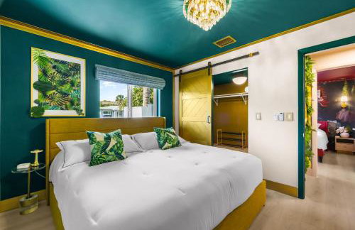 5 Min to Beach - Heated Pool Hot Tub 85 TV's BBQ Games - Foto 19