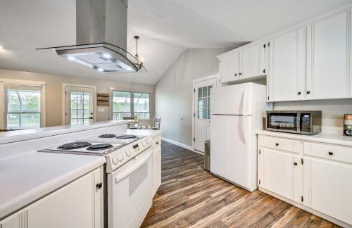 Lakefront Milledgeville Home with Private Dock! - Foto 12