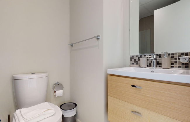 Primestay - Akoya Oxygen - Odora Residences - Photo 15