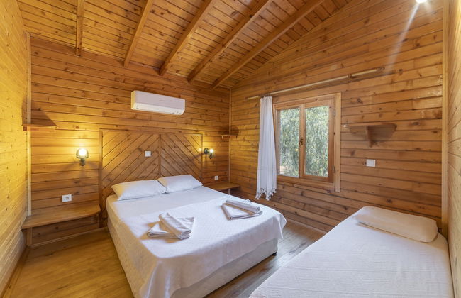 Aylin Ahşap Evler Palamutbükü - Foto 1