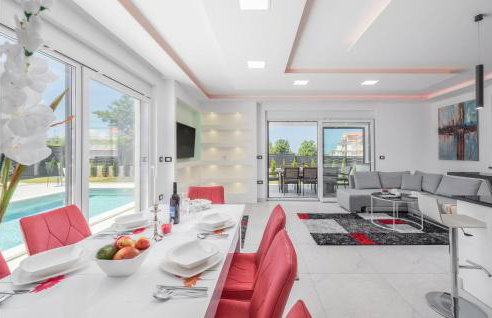 Pet Friendly Home In Porec - Photo 23