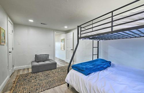 Spacious Family Home on the Water and Boat Dock - Foto 21