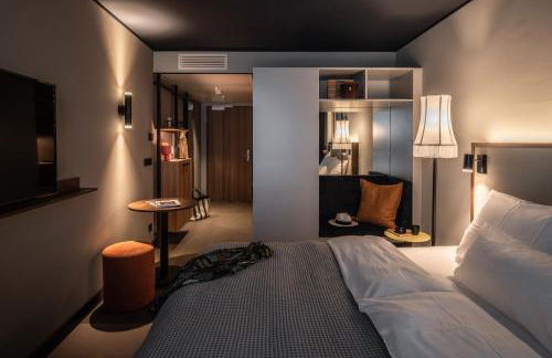 Revo Munich - Photo 1