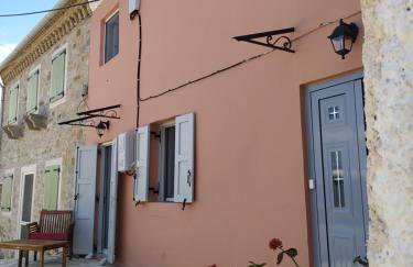 Totolos home in Lazaratika Corfu - Foto 1