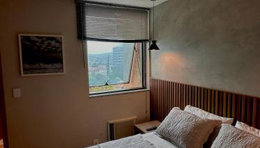 Flat completo no Edifício Prime - Centro de Itaboraí - com vista para praça central da cidade - Foto 2