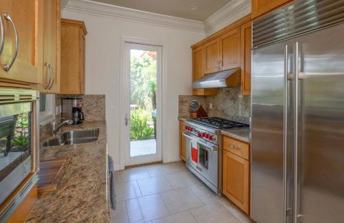 Ocean View Del Mar Beach Home w Jacuzzi - Foto 11