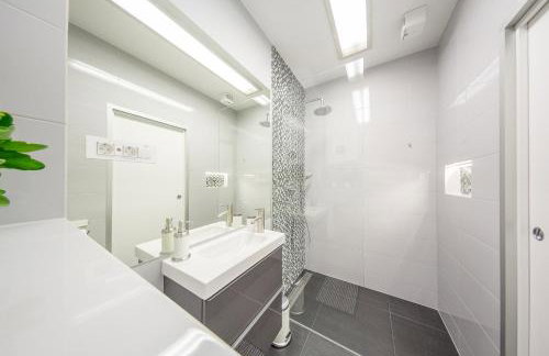 Apartments MEC & TIK - Photo 5