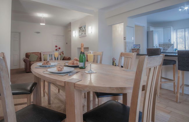 Sea Breeze Apt 3 - 2 Bed - Horton Beach - Photo 30